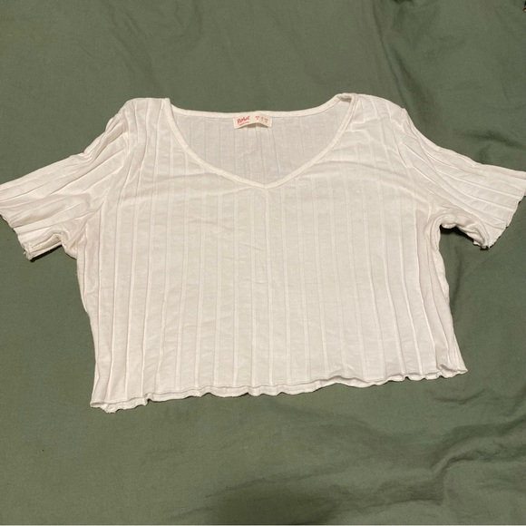 Crop top bundle - Picture 13 of 15